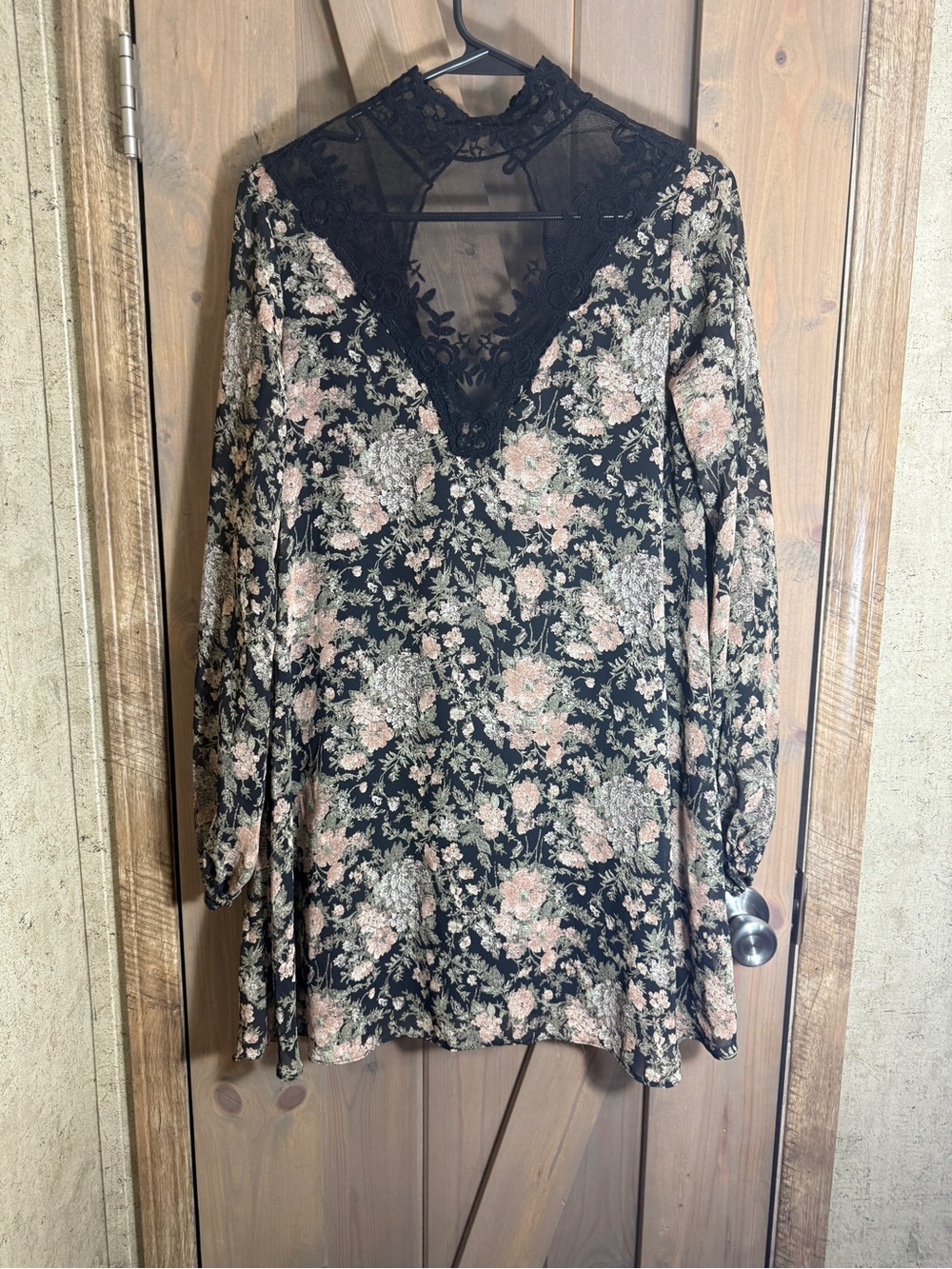 Long Sleeve Floral Lace-Trim Dress in Black and Blush